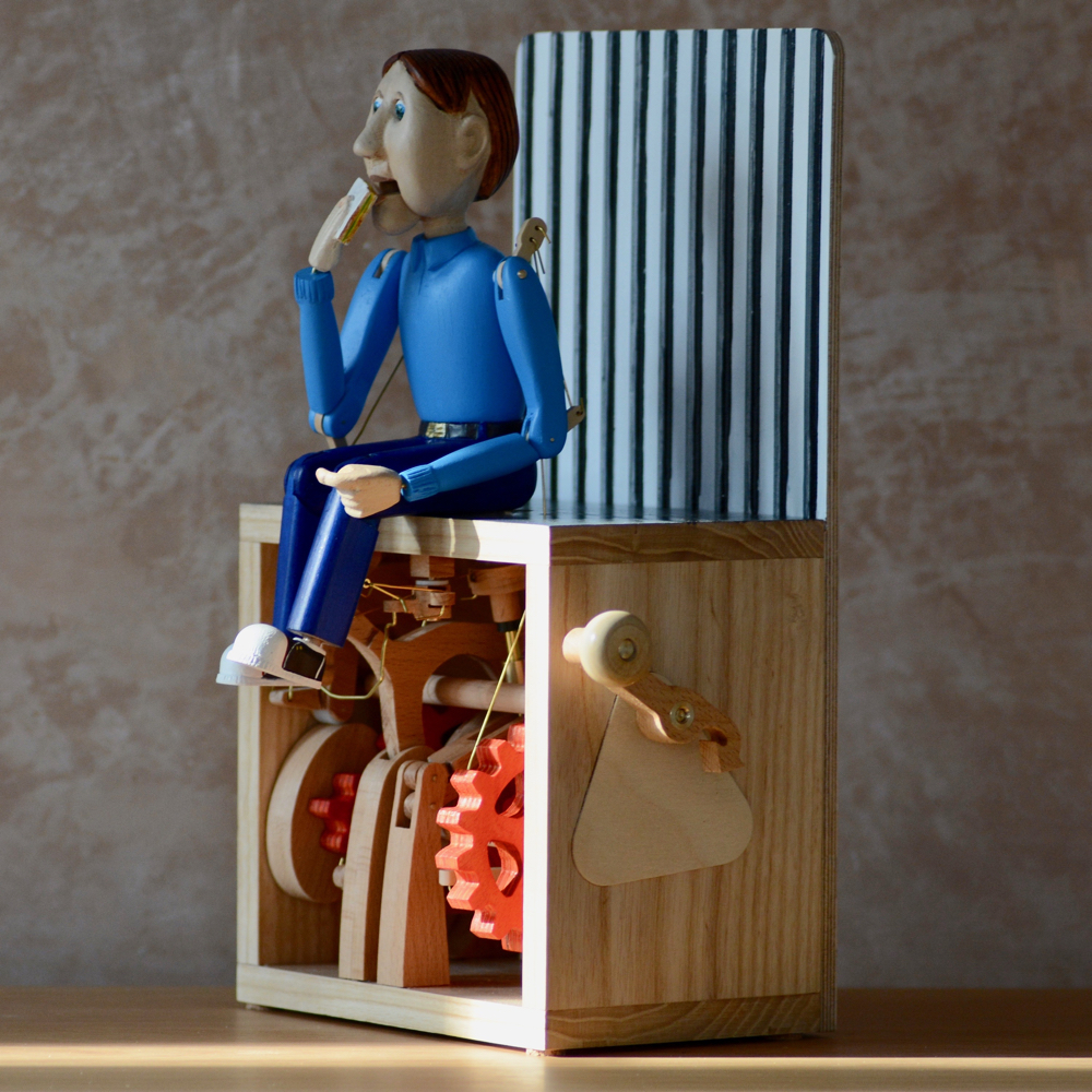 automaton_eating_sandwich